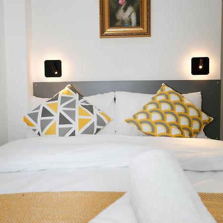 New Luxury Apartments In Central London Next To Shops, Cafes, Bars & Metro Экстерьер фото