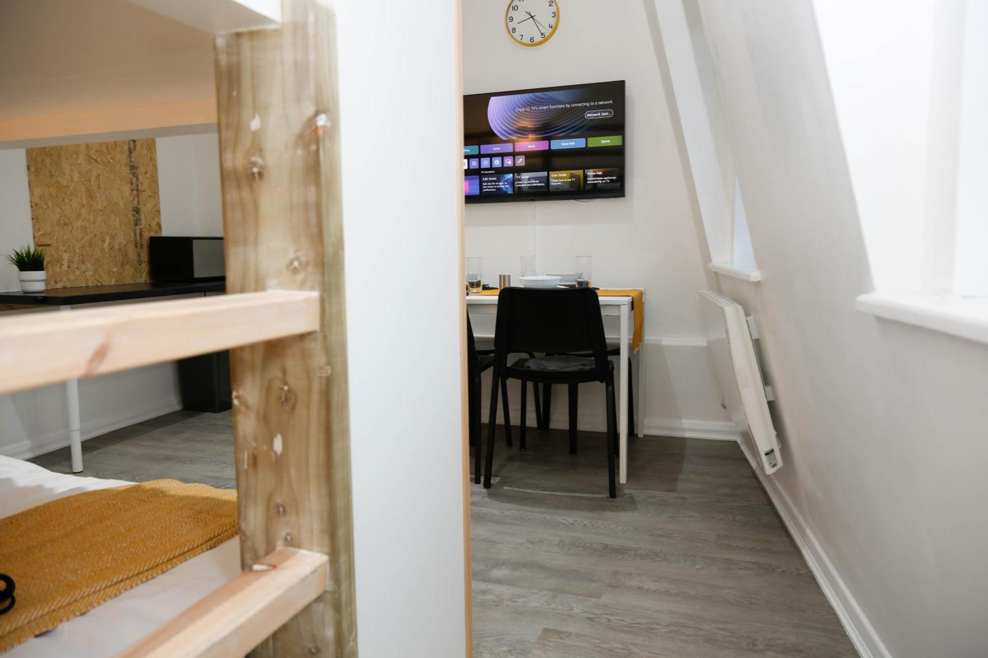 New Luxury Apartments In Central London Next To Shops, Cafes, Bars & Metro Экстерьер фото