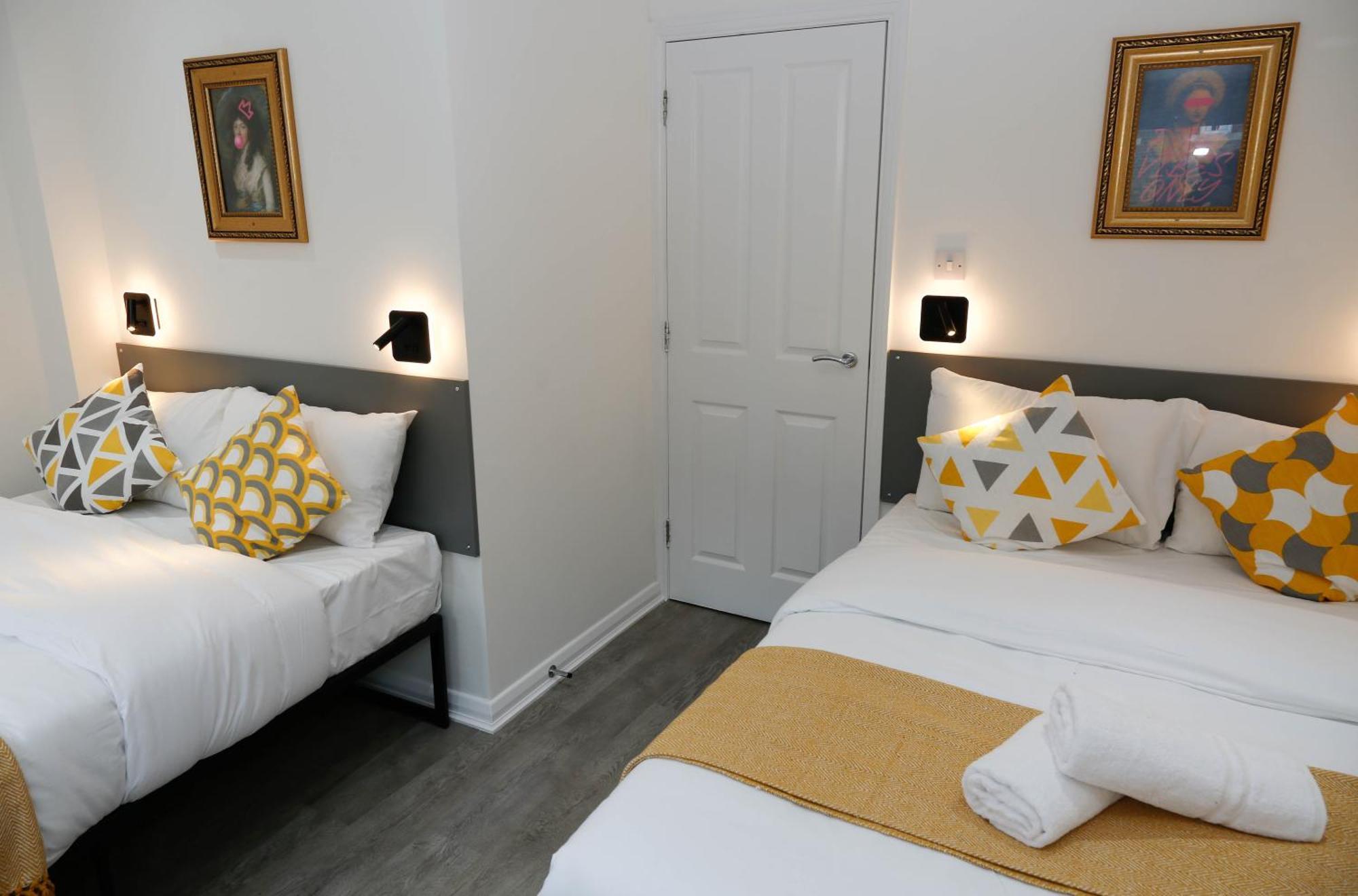 New Luxury Apartments In Central London Next To Shops, Cafes, Bars & Metro Экстерьер фото