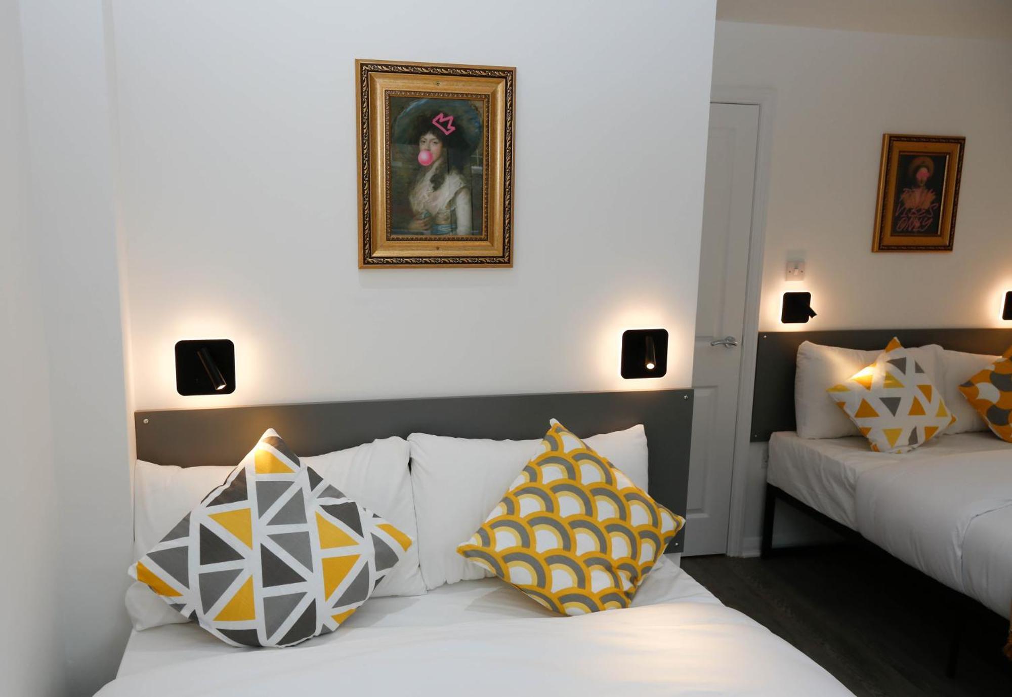 New Luxury Apartments In Central London Next To Shops, Cafes, Bars & Metro Экстерьер фото