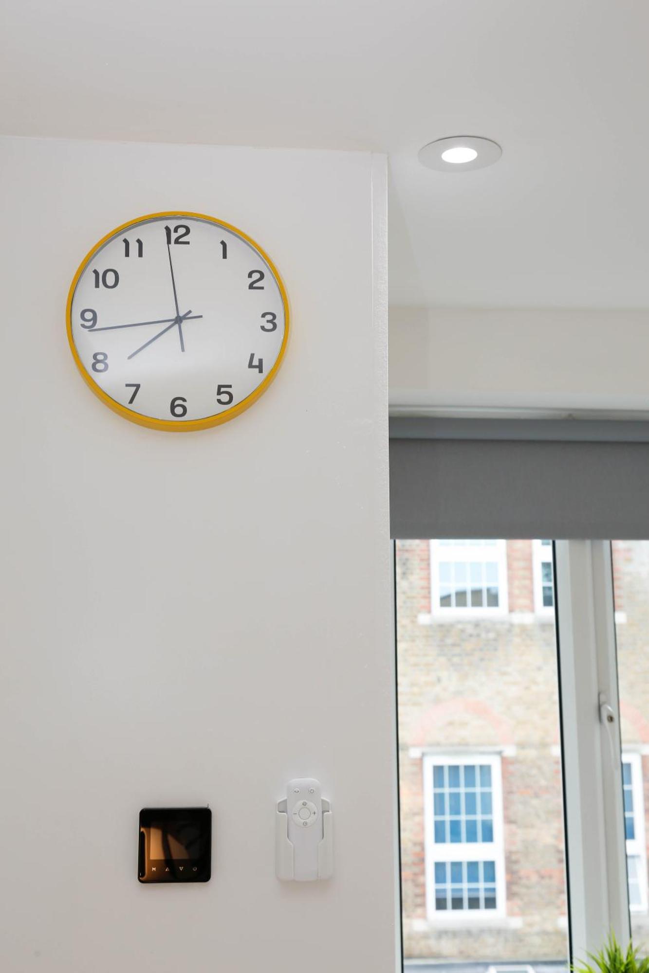 New Luxury Apartments In Central London Next To Shops, Cafes, Bars & Metro Экстерьер фото