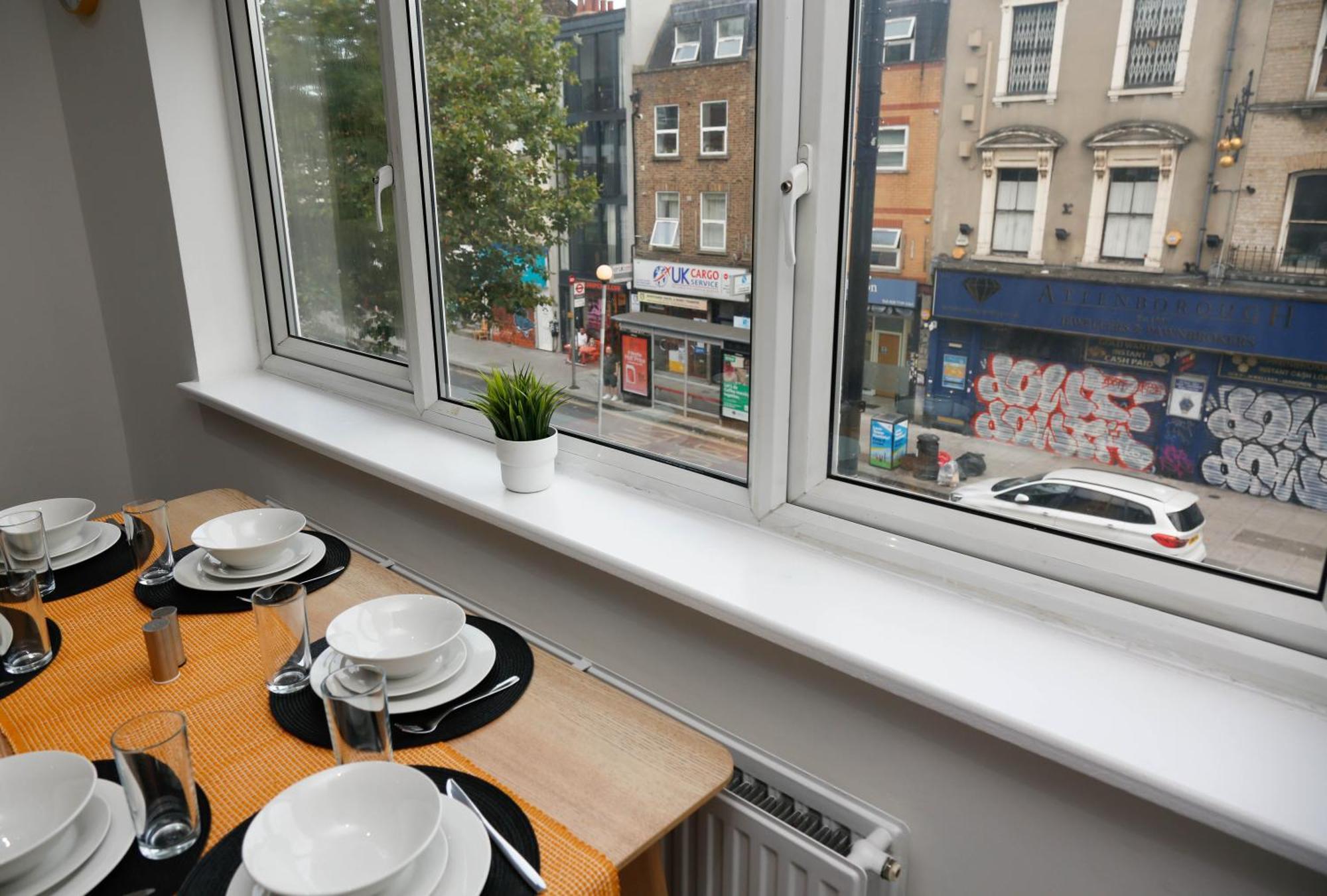 New Luxury Apartments In Central London Next To Shops, Cafes, Bars & Metro Экстерьер фото